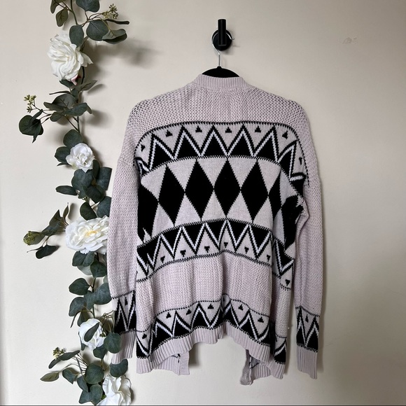 💚 Garage Tribal Pattern Cardigan - Picture 12 of 12